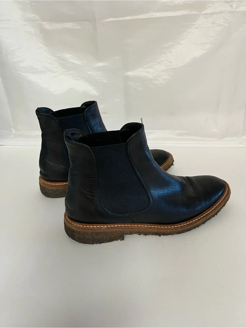 Barney’s New York Black Leather Chelsea Boots 8 1/2